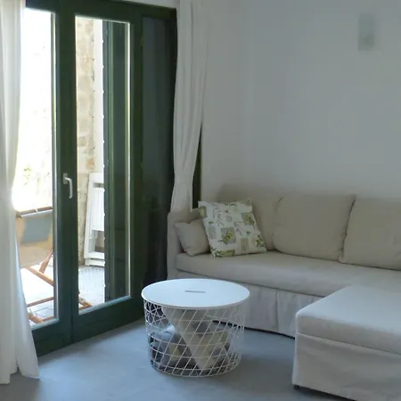 Apartman - Mellitus Molat